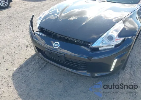 2017 Nissan 370Z Touring z USA, uszkodzony, nr VIN JN1AZ4EHXHM954956